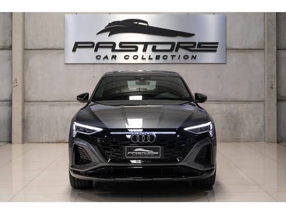 AUDI Q8 E-TRON 55 ELÉTRICO SPORTBACK PERFORMANCE BLACK QUATTRO
